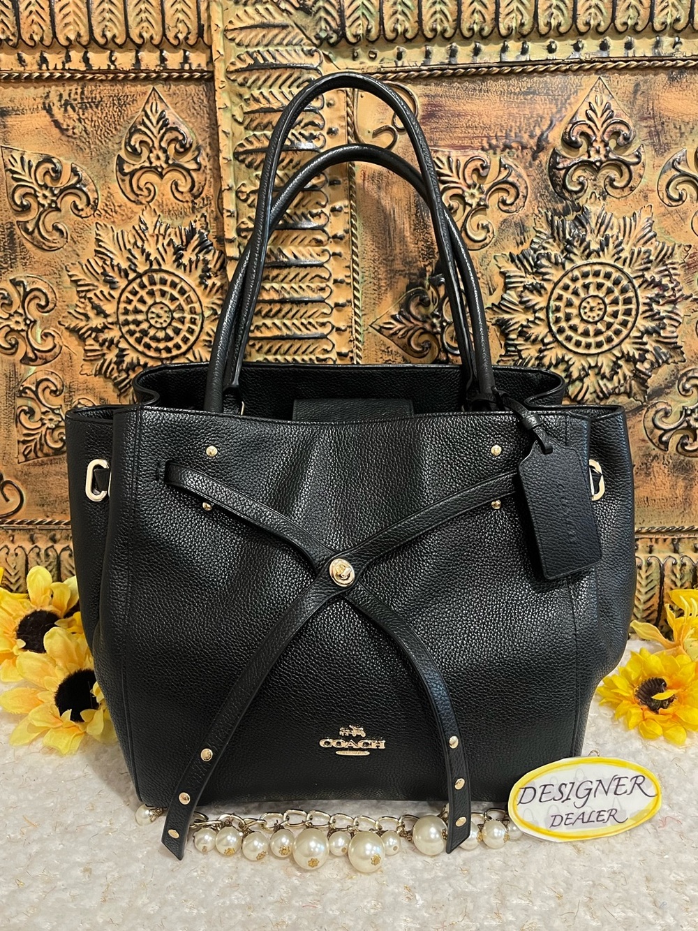 COACH Turn Lock Tie Tote EUC! 35838 Black